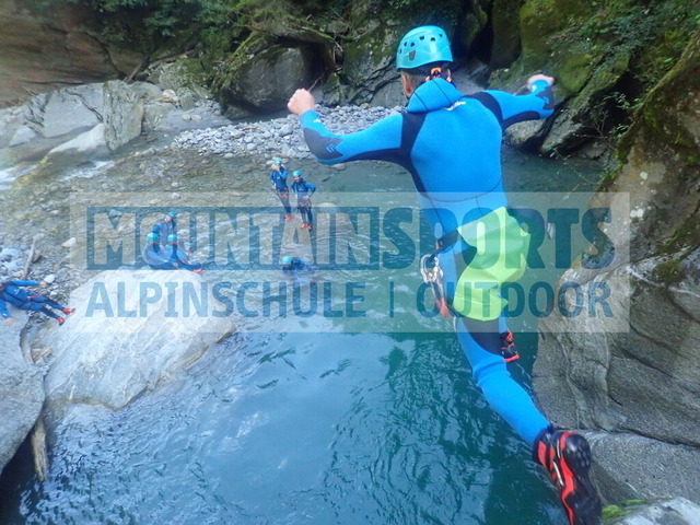 P9210106 | Bestelle die Bilder deines Berg- oder Wasser-Abenteuers mit Mountain Sports bequem von zu Hause aus direkt über unseren Online Fotoshop von pictrs.com. - Realisiert mit Pictrs.com