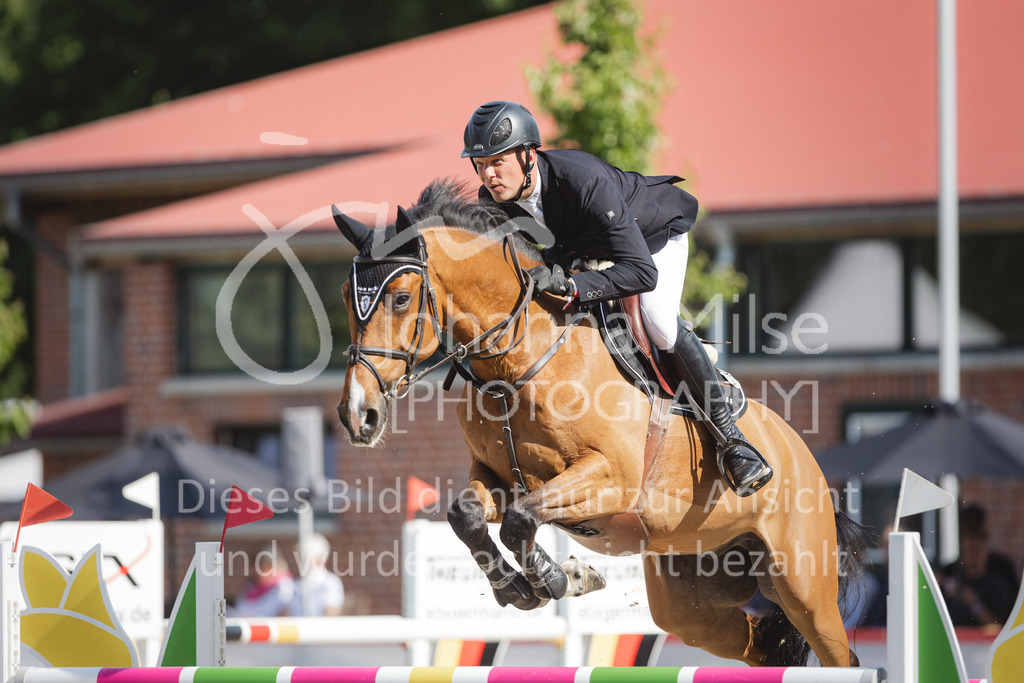 CSI2* - Internationale Springprüfung mit Siegerrunde (1,45 m)  Große / Big Tour | CSI2* - Internationale Springprüfung mit Siegerrunde (1,45 m) 
Große / Big Tour