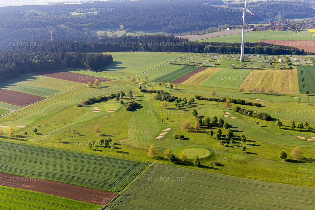 Luftbild: Golfclub Alpirsbach e.V im Ortsteil Peterzell in Alpirsbach im Bundesland Baden-Württemberg in Deutschland. Foto: IMG_114393.jpg vom 30.05.2019 durch Werner Riehm/FLY-FOTO.de