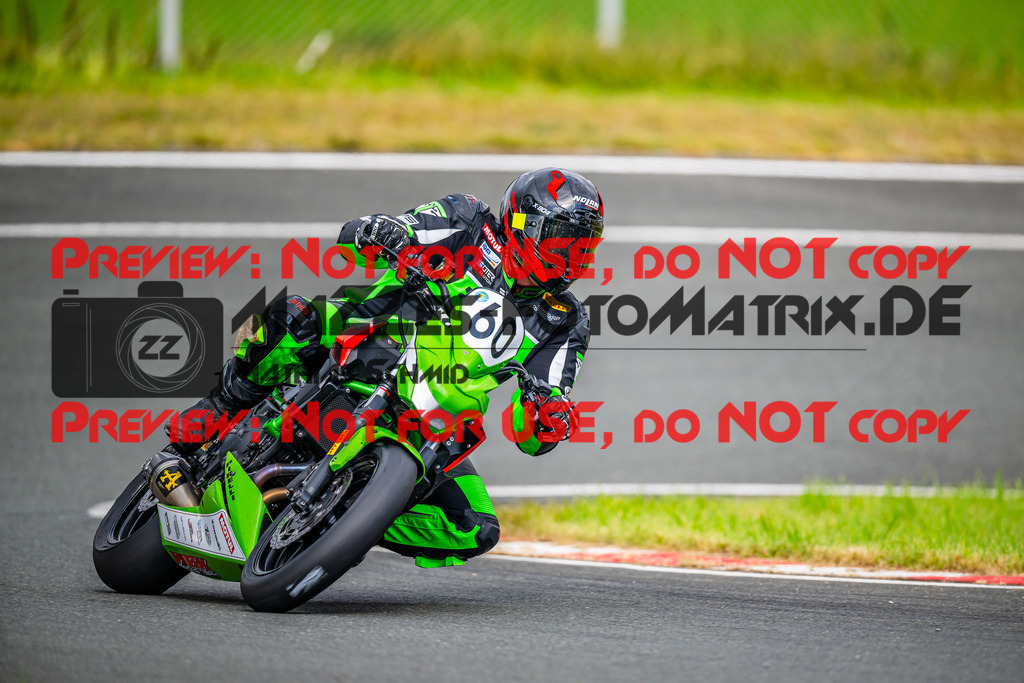 MaZZes_FotoMatrix_240728_6007705_3828 | TWIN