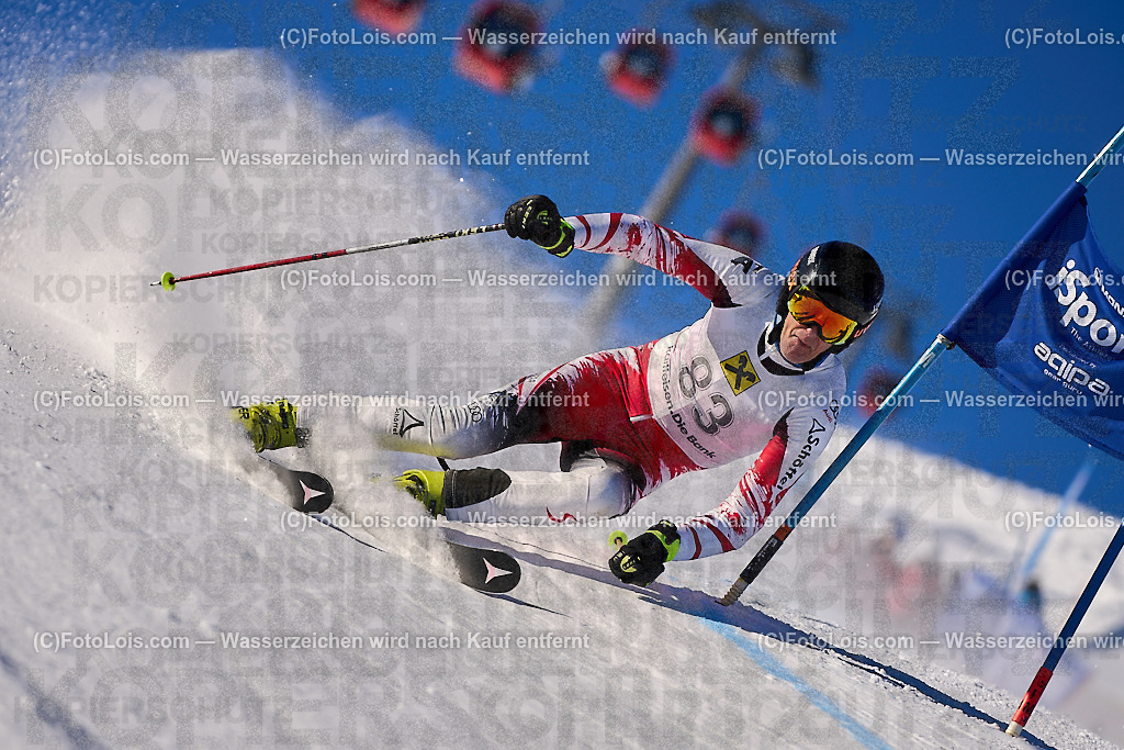 ALP3025_MASTERS-Cup_GS-B Herrn_Untermair Christian | (C)FotoLois.com, Alois Spandl. FIS Masters-Cup Wildschönau, Giant Slalom auf der Piste Schatzberg GS, Siegerehrung auf dem Dorfplatz Niederau, Sa 13. Januar 2024.