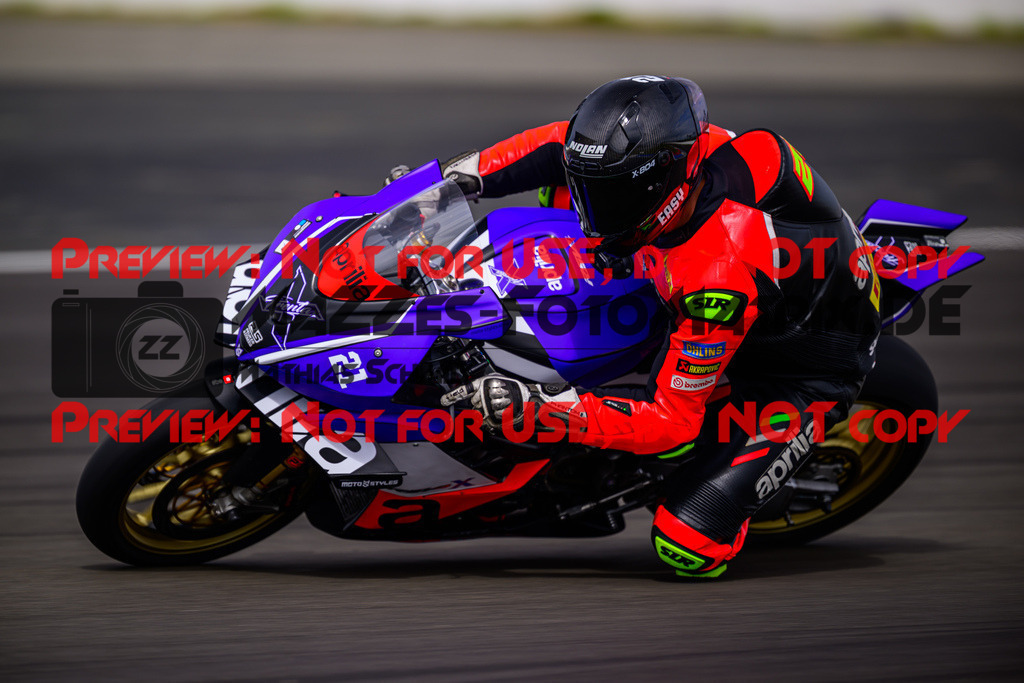 MaZZes_Fotomatrix_20250421_6021986_6159 | WEISS