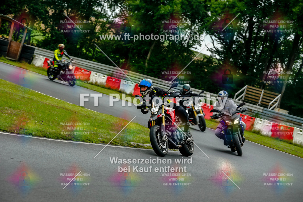 VBK-3599 | Hier findet Ihr Bilder von Touristenfahrten auf der Nürburgring Nordschleife oder von anderen Veranstaltungen die ich besucht habe. Viel Spass beim Durch Schauen 