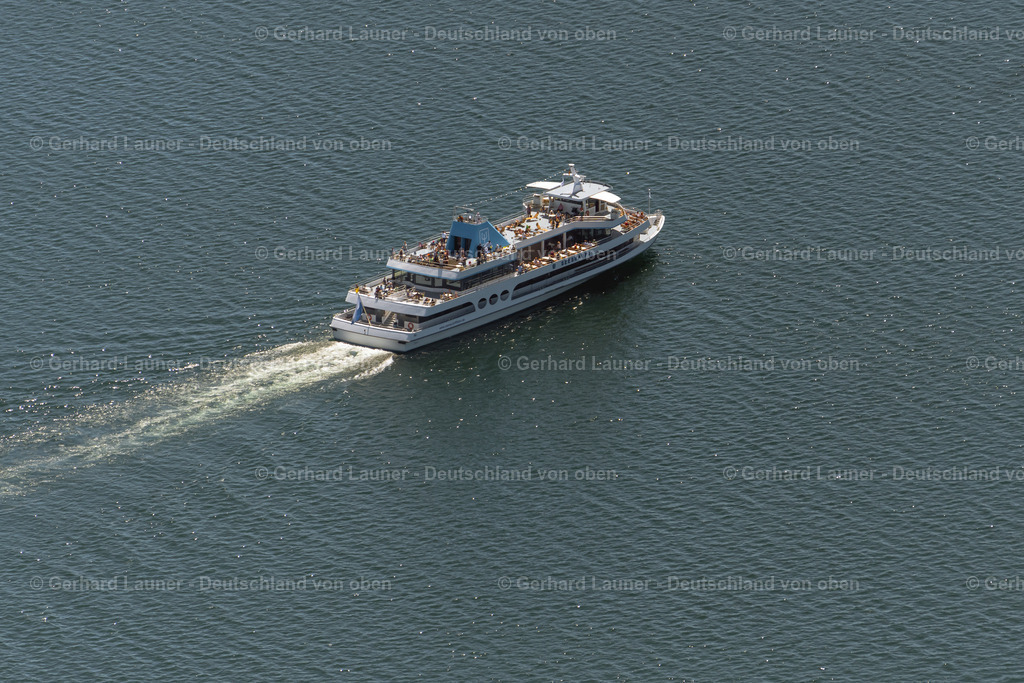 4031299 | STARNBERGER SEE 12.06.2020 Passagier- und Fahrgast- Schiff Seehaupt auf dem Starnberger See in Starnberger See im Bundesland Bayern, Deutschland. // Passenger ship Seehaupt on Starnberger See in Starnberger See in the state Bavaria, Germany. Foto: Gerhard Launer