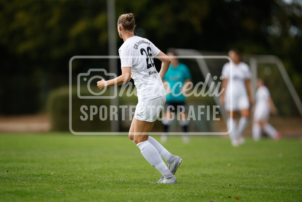 Fußball I Frauen I Westfalenpokal 26-27 I DJK GW Amelsbüren - SSV Rhade  I 18845 | Katharina Gronover (26, DJK GW Amelsbüren) - Realisiert mit Pictrs.com