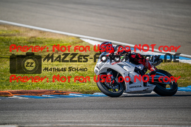 MaZZes_FotoMatrix_230410_4814 | ROT