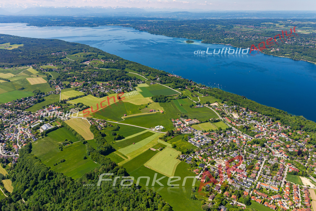 Aktuelles Luftbild von  Berg - Die Luftaufnahme wurde 2021 mittels UL-Flugzeug erstellt ( keine Drohne ) - hochauflösende Kamera-Systeme von  Canon -Beste Qualität - Für grossformatige Ausdrucke geeignet. Die Geschenkidee !