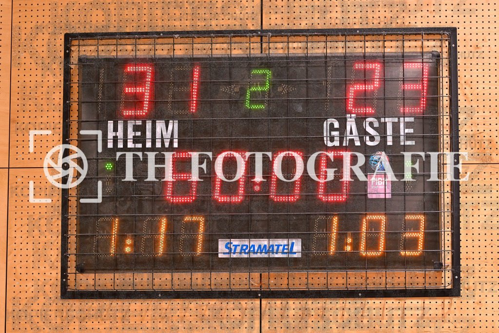 GER, SG Maulburg/Steinen - TV St. Georgen, Handball, Landesliga, 16. Spieltag, Saison 2023/2024, 17.02.2024 | Spielstandanzeige

GER, SG Maulburg/Steinen - TV St. Georgen, Handball, Landesliga, 16. Spieltag, Saison 2023/2024, 17.02.2024

Foto: TH Fotografie/Thomas Hess