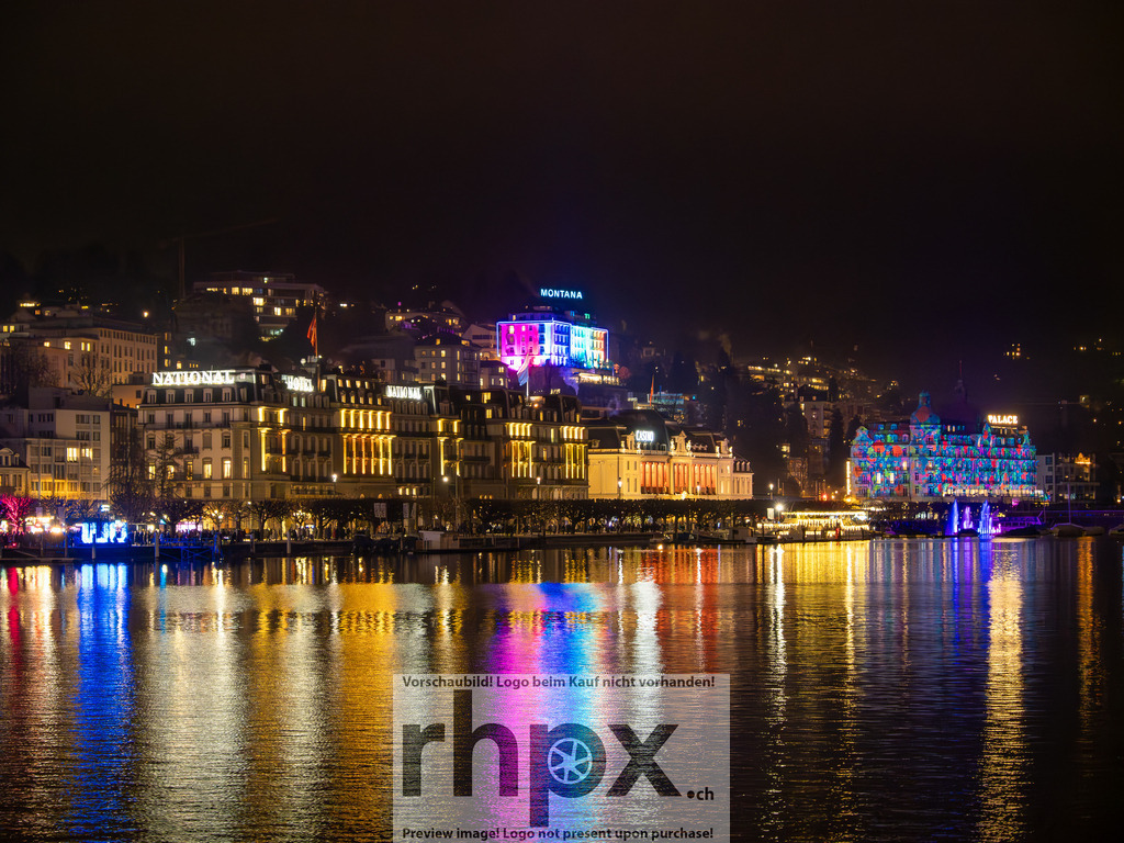 Lilu Lichtvestival 2026 | Stimmungsvolle Fotokunst aus Luzern. Erlebe den Pilatus, den See und die Stadt Luzern in exklusiven Aufnahmen in der Fotogalerie & Shop. - Realisiert mit Pictrs.com