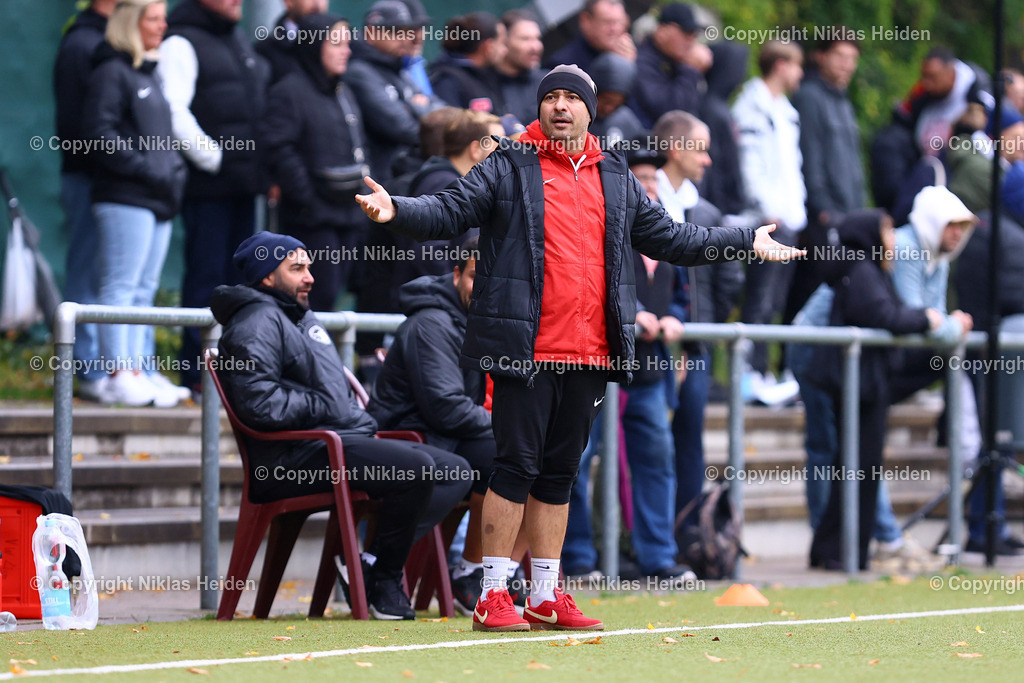 NH_HEBC_SCVWBillstedt_OberligaHamburg_12102025 | Ümit Taytanli (Trainer, SC Vorwärts Wacker Billstedt)Fußball I Herren I Gamesright Oberliga Hamburg I Saison 2025-2026  I 12. Spieltag I HEBC - SC Vorwärts Wacker Billstedt I 12.10.2025 I Reinmüllerplatz