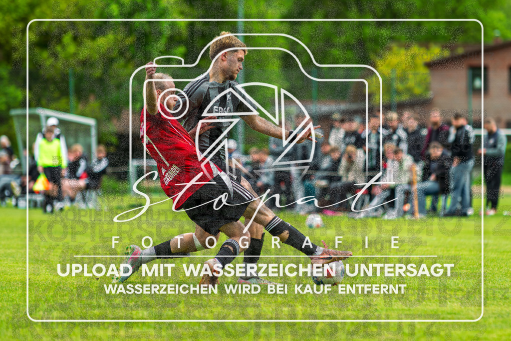 Kreisliga Herren HK - FG Fulde-Stellichte vs. SG Benefeld-Cordingen | Sebastian Muehring (SG Benefeld-Cordingen #27), Adam Jarkas (FG Fulde-Stellichte #11); Kreisliga Herren HK - FG Fulde-Stellichte vs. SG Benefeld-Cordingen am 17.05.2026 in Lehrdestadion, Stellichte - Realisiert mit Pictrs.com