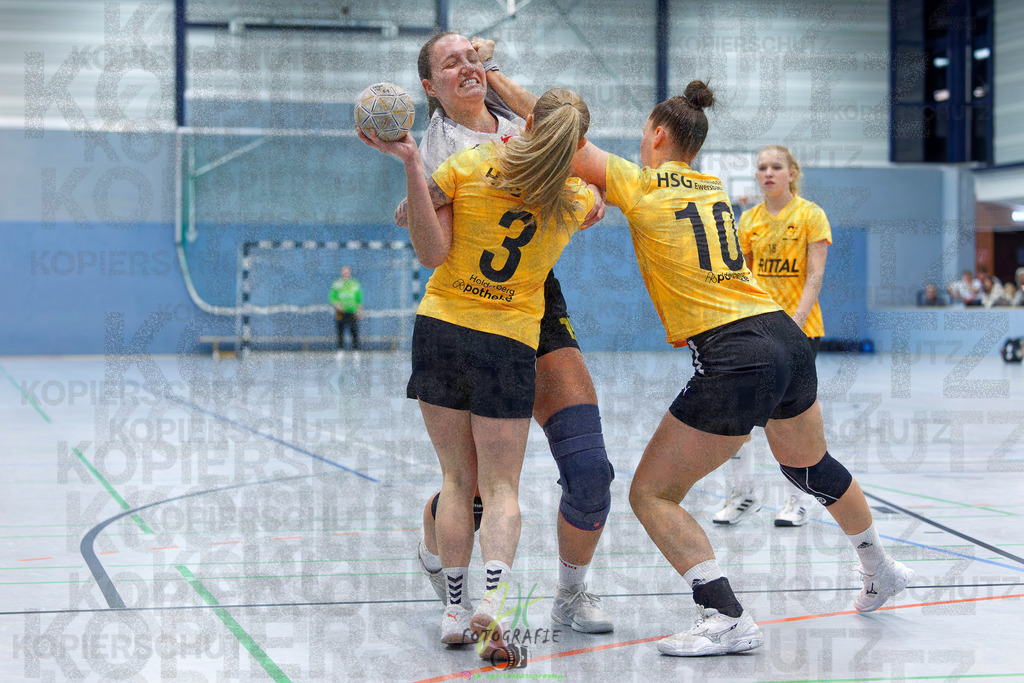 Frauen Oberliga Mitte (HHV); HSG Eibelshausen/Ewersbach - HSG Wettenberg II | Frauen Oberliga Mitte (HHV); HSG Eibelshausen/Ewersbach - HSG Wettenberg II am 13.12.2025 in Steinbrücken (Sporthalle am Hammerweiher)Photo © 2025 - Jörg Heinrich - Realisiert mit Pictrs.com