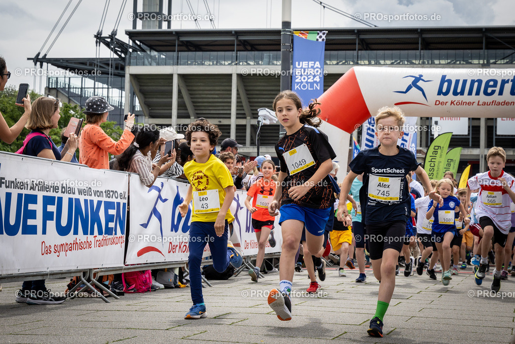 Stadionlauf Köln, 26.05.2024 | Impressionen von Stadionlauf Köln am 26.05.2024 rund um das RheinEnergie-Stadion in Koeln-Müngersdorf.
