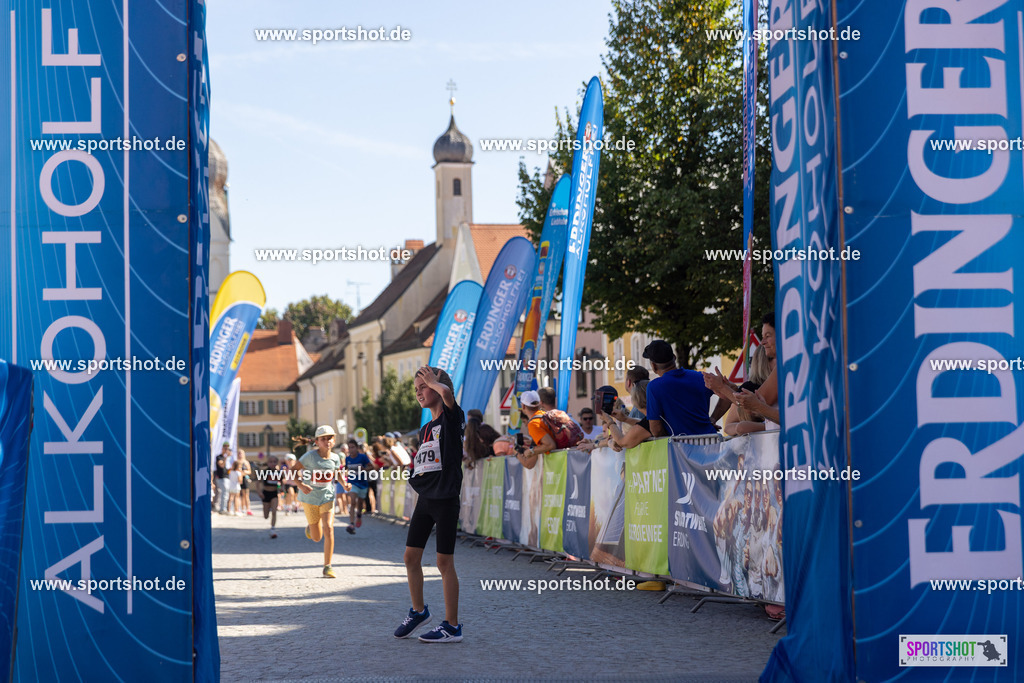 VJ__3284 | Stadtlauf Erding 2025 #stadtlauferding #erdingstadtlauf #stadtlauf_erding #laufmotivation #trisporterding #yourpictrs #sportshot_your_pictrs