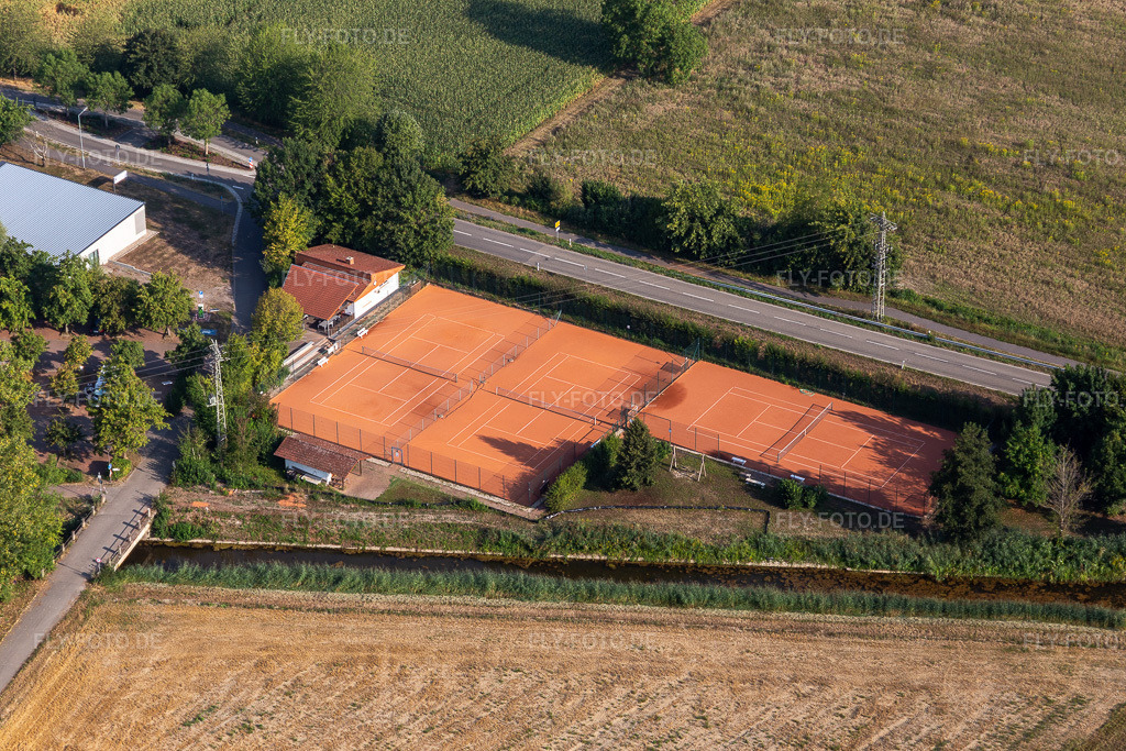 Luftbild: Tennisclub e.V in Leimersheim im Bundesland Rheinland-Pfalz in Deutschland. Foto: IMG_122188.jpg vom 11.08.2020 durch Werner Riehm/FLY-FOTO.de