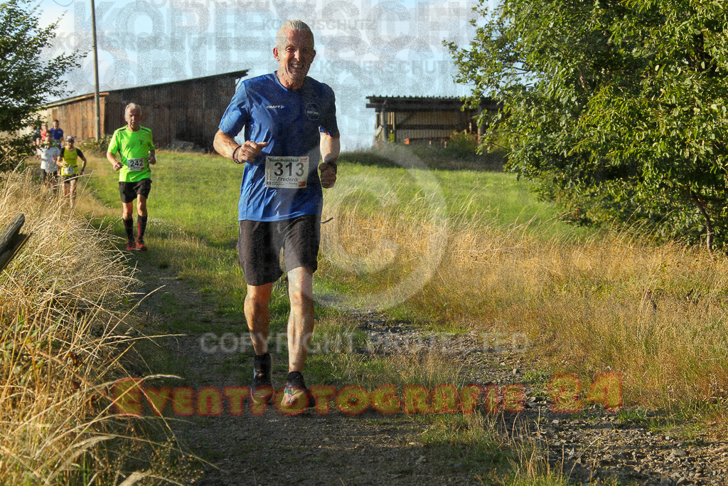 250801_1926_EV4_8691 | Sportfotografie im Rhein-Sieg Kreis, Köln, Bonn, NRW, Rheinland Pfalz, Hessen, etc. Unser Tätigkeitsfeld umfasst den Laufsport vom Volkslauf über den Marathon, Duathlon, Triathon bis zum Ultralauf wie Kölnpfad Ultra oder Schindertrail.