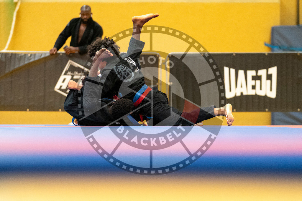 20231118PBB13011 | Fighters compete during the AJP Tour 600 Frankfurt Championship in Frankfurt/Main, Germany, on November 18, 2023.