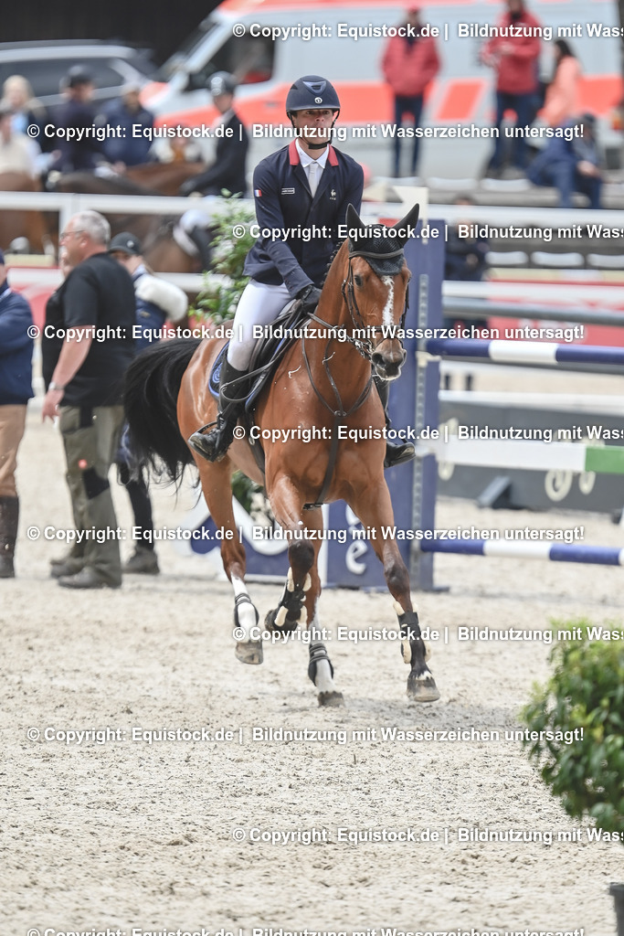 20230514_CCI4_Springen_0312 | equistock