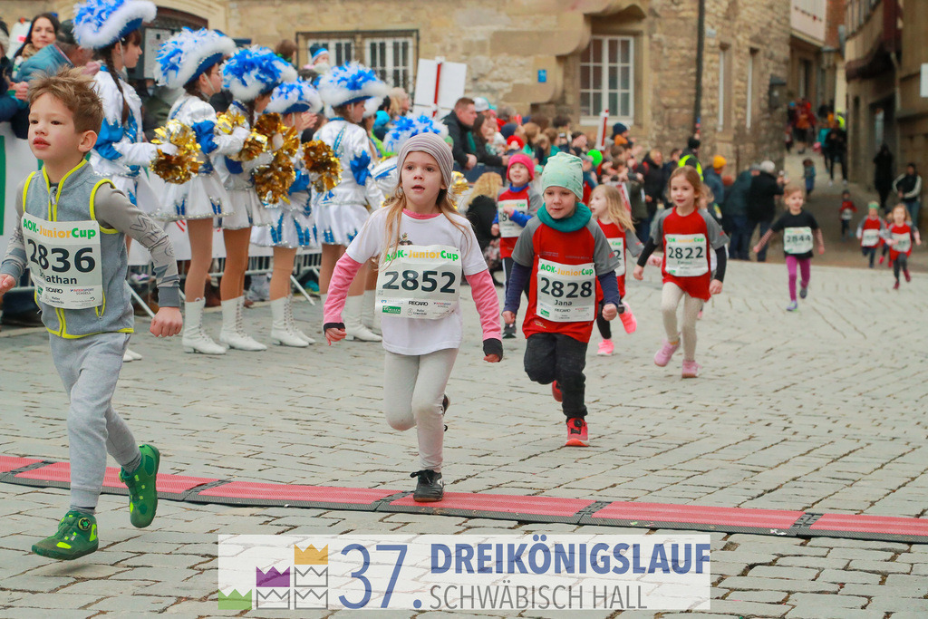 AOK JuniorCup 400m | 3Koenigslauf 2023 - Realisiert mit Pictrs.com