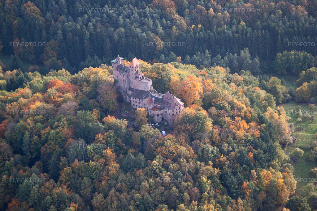 Luftbild: Burg Berwartstein in Erlenbach bei Dahn im Bundesland Rheinland-Pfalz in Deutschland. Foto: IMG_53913.jpg vom 20.10.2012 durch Werner Riehm/FLY-FOTO.de