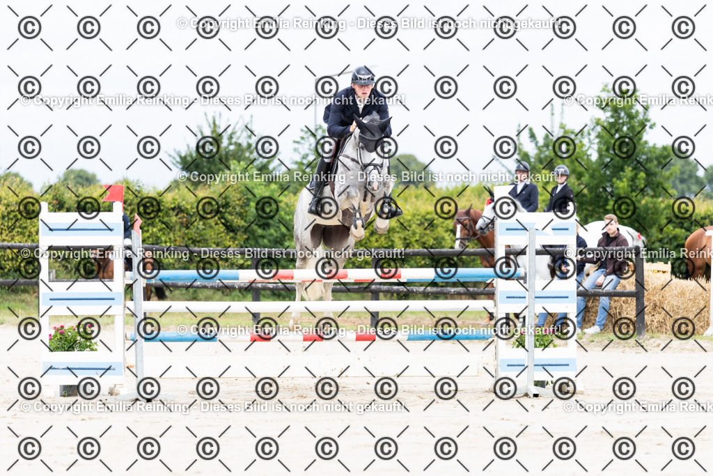 CL5A5527 | Emilia Reinking Fotografie - Realisiert mit Pictrs.com