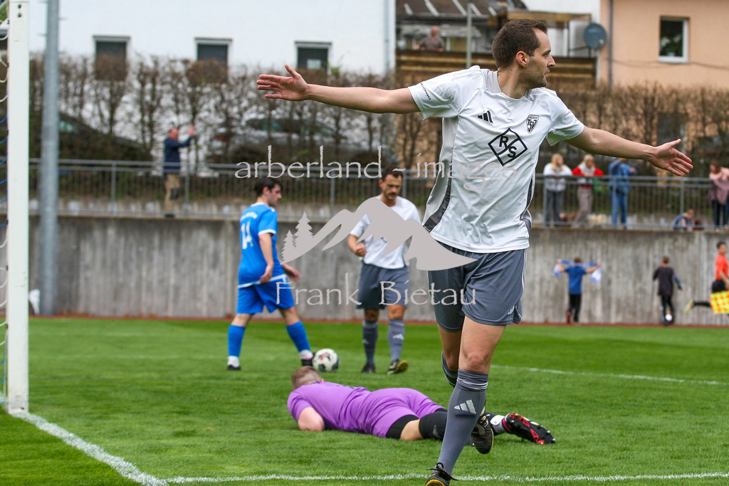 993T8336 | Medien- Sport- Entertainmentfotos