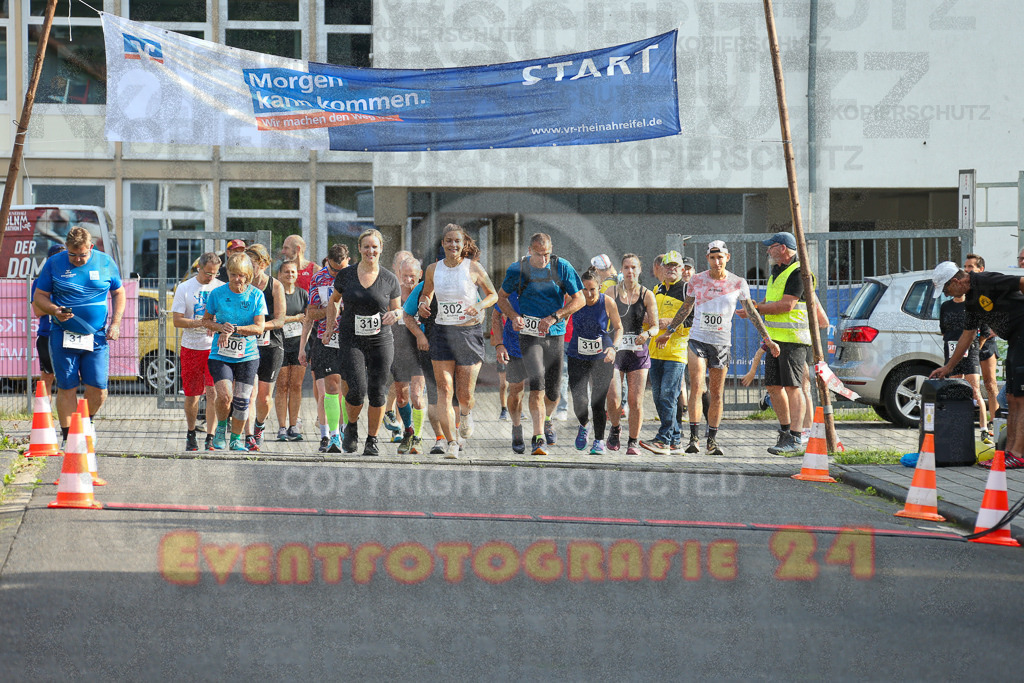 250801_1814_EX1_6537 | Sportfotografie im Rhein-Sieg Kreis, Köln, Bonn, NRW, Rheinland Pfalz, Hessen, etc. Unser Tätigkeitsfeld umfasst den Laufsport vom Volkslauf über den Marathon, Duathlon, Triathon bis zum Ultralauf wie Kölnpfad Ultra oder Schindertrail.