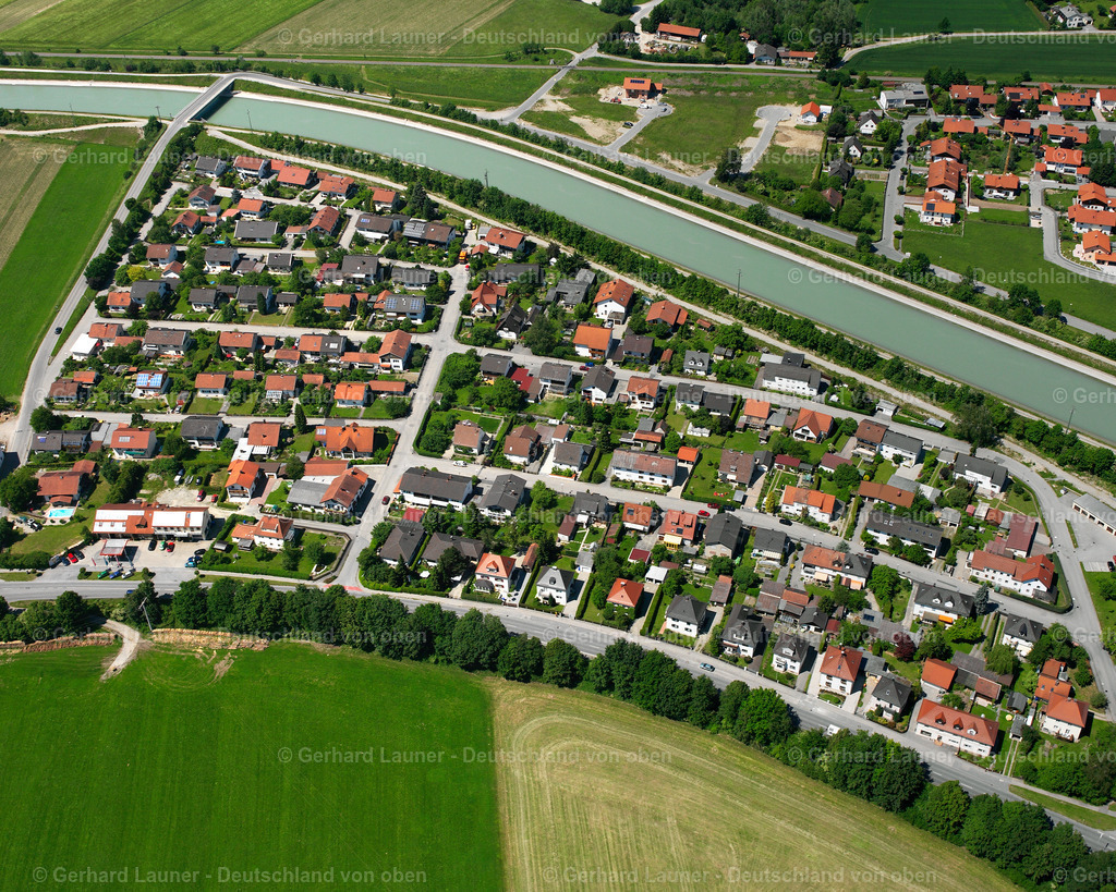 2600735 | HöCHFELDEN 09.06.2006 Wohngebiet einer Einfamilienhaus- Siedlung  in Höchfelden im Bundesland Bayern, Deutschland // Single-family residential area of settlement  in Höchfelden in the state Bavaria, Germany Foto: Gerhard Launer