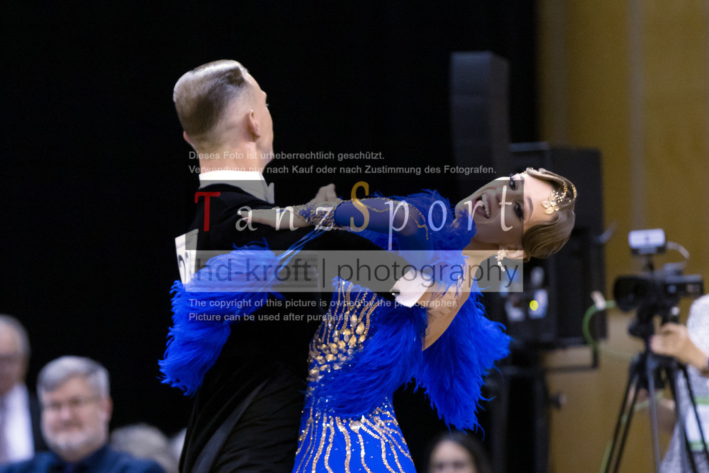 20241102_DM_HGR_Std_16268 | Tanzsportbilder, Standardtanz, Lateintanz, WDSF, DTV, LTVB, dancecomp, goc, hessen tanzt, blaues band der spree, walzer, tango, wiener walzer, slowfox, quickstepp, samba, rumba, cha-cha-cha, paso doble. jive, hd-kroft photography, turniertanzsport