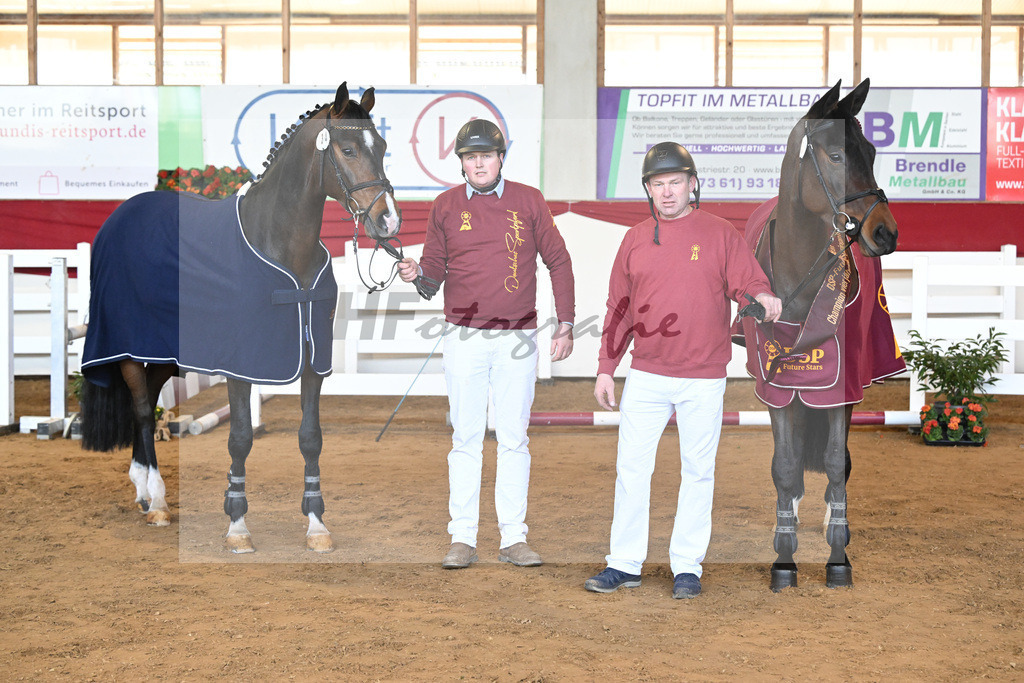 Kat-Nr. 33 Carassina s v. Chinchero_Schaefer u Kat-Nr. 34 Conthadero v. Conthargos_Schwuchow_16251151 | hf-fotografie - Realisiert mit Pictrs.com