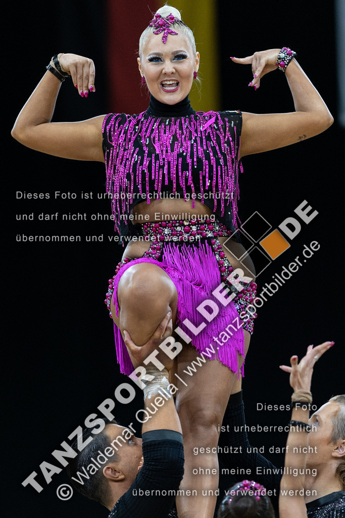 20230226-12708 | Hier finden Sie Tanz Bilder vom Latein und Standard Formationen tanzen. Sportbilder vom Tanzsport. Schöne Fotos und von Weltmeisterschaft, Europameisterschaft, Bundesliga, Regionalliga, Oberliga und Landesliga sowie von GOC Stuttgart, DanceComp, WM Bremen