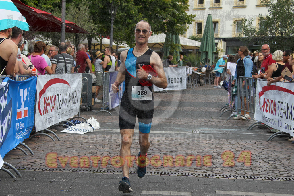 250824_1347_EV4_0638 | Sportfotografie im Rhein-Sieg Kreis, Köln, Bonn, NRW, Rheinland Pfalz, Hessen, etc. Unser Tätigkeitsfeld umfasst den Laufsport vom Volkslauf über den Marathon, Duathlon, Triathon bis zum Ultralauf wie Kölnpfad Ultra oder Schindertrail.
