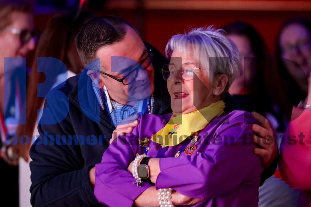 SES_GROBOKA20250208-79 | bond - Realisiert mit Pictrs.com