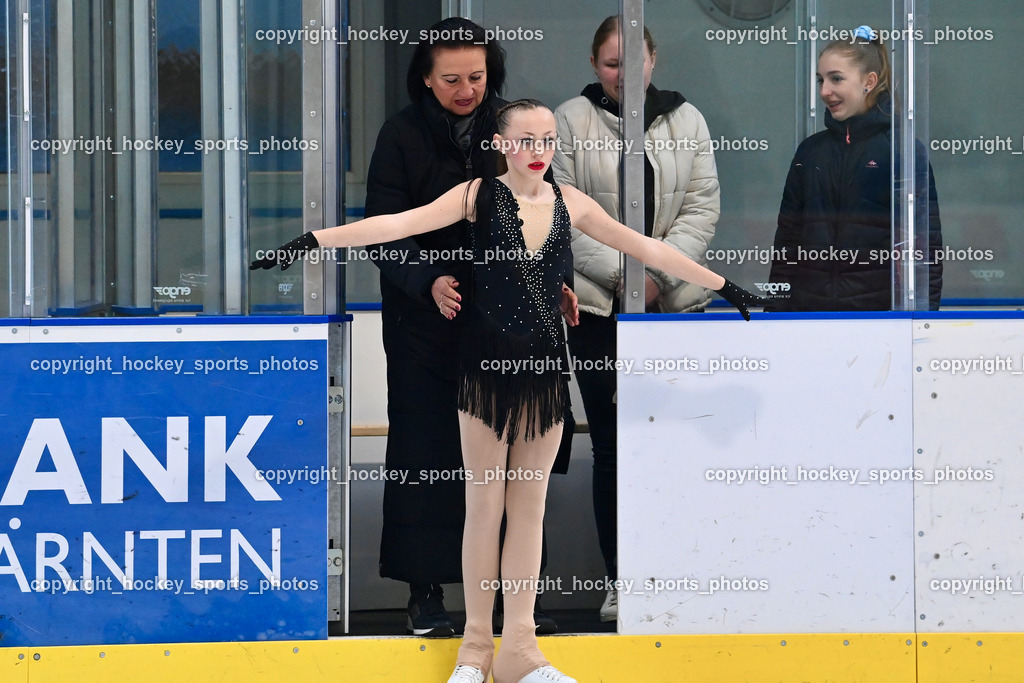 Ossiachersee Pirouette ESC Steindorf 31.3.2024 | Ossiachersee Pirouette ESC Steindorf 31.3.2024, Ossiachersee Pirouette ESC Steindorf am 31.03.2024 in Steindorf (Ossiachersee Halle), Austria, (Photo by Bernd Stefan)