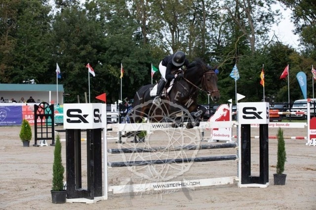 2B4A1144 | pixelfaenger - Realisiert mit Pictrs.com