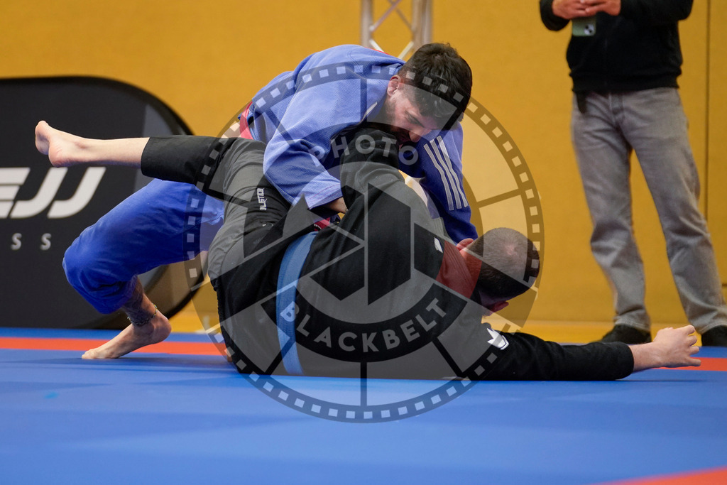 20240203PBB05954 | Fighters compete during the Brazilian Jiu-Jitsu Championship of the AJP Tour in Maintal by Frankfurt am Main, Germany, on February 2, 2024.