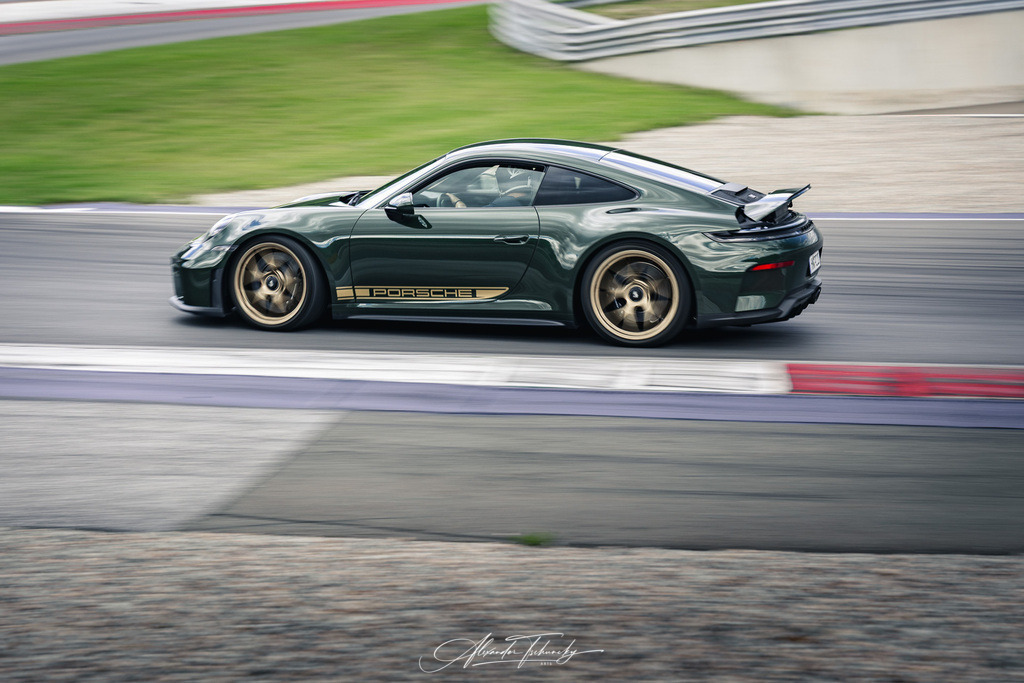 R6AT4529 _Alexander Tschuncky | Entdecken Sie die faszinierende Welt von Alexander Tschuncky Arts: Kreative Fotografie, atemberaubende Automobilkunst und hochwertiger Bilderdruck. Lassen Sie sich inspirieren! - Realisiert mit Pictrs.com