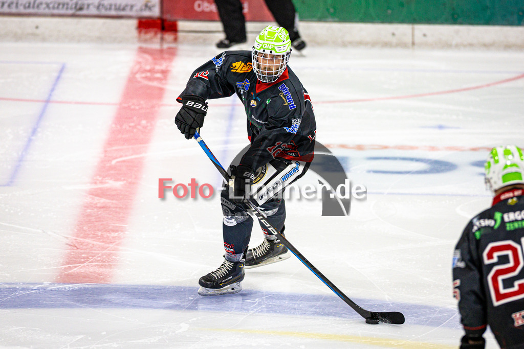Peißenberg MINERS gegen EV Dingolfing | Eishockey Bayernliga 2025/26 Vorbereitung, Peißenberg MINERS gegen EV Dingolfing, 20250926,Jonas LAUTENBACHER (MINERS 12) in Aktion, Freisteller,2025-09-26 in Peißenberg (flatbuy Arena Peißenberg), Jonas LAUTENBACHER (MINERS 12)Copyright: WolfgangxLindner www.foto-lindner.de