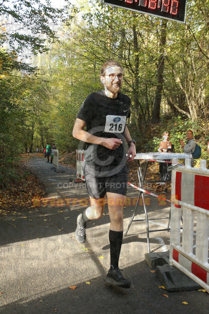 221030_1221_EX1_6262 | Sportfotografie im Rhein-Sieg Kreis, Köln, Bonn, NRW, Rheinland Pfalz, Hessen, etc. Unser Tätigkeitsfeld umfasst den Laufsport vom Volkslauf über den Marathon, Duathlon, Triathon bis zum Ultralauf wie Kölnpfad Ultra oder Schindertrail.