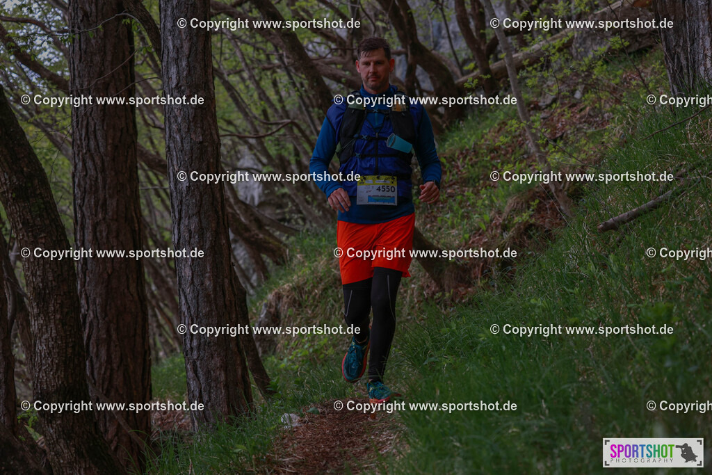 6R3A1306 | Ultra Trail Vipava Valley - Slovenia Trail Running 2024                                                        @Ultra Trail Vipava Valley - Slovenia             @Sportshotphotography                                  PhotoCredit : www.sportshot.de