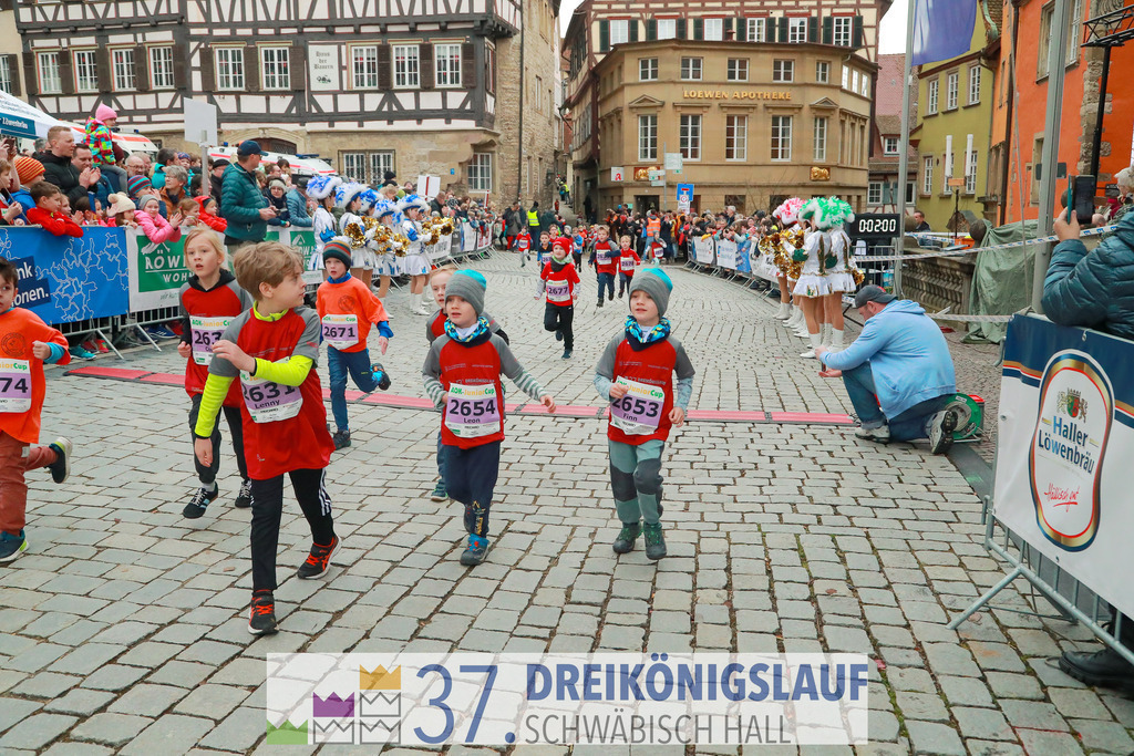 AOK JuniorCup 400m | 3Koenigslauf 2023 - Realisiert mit Pictrs.com