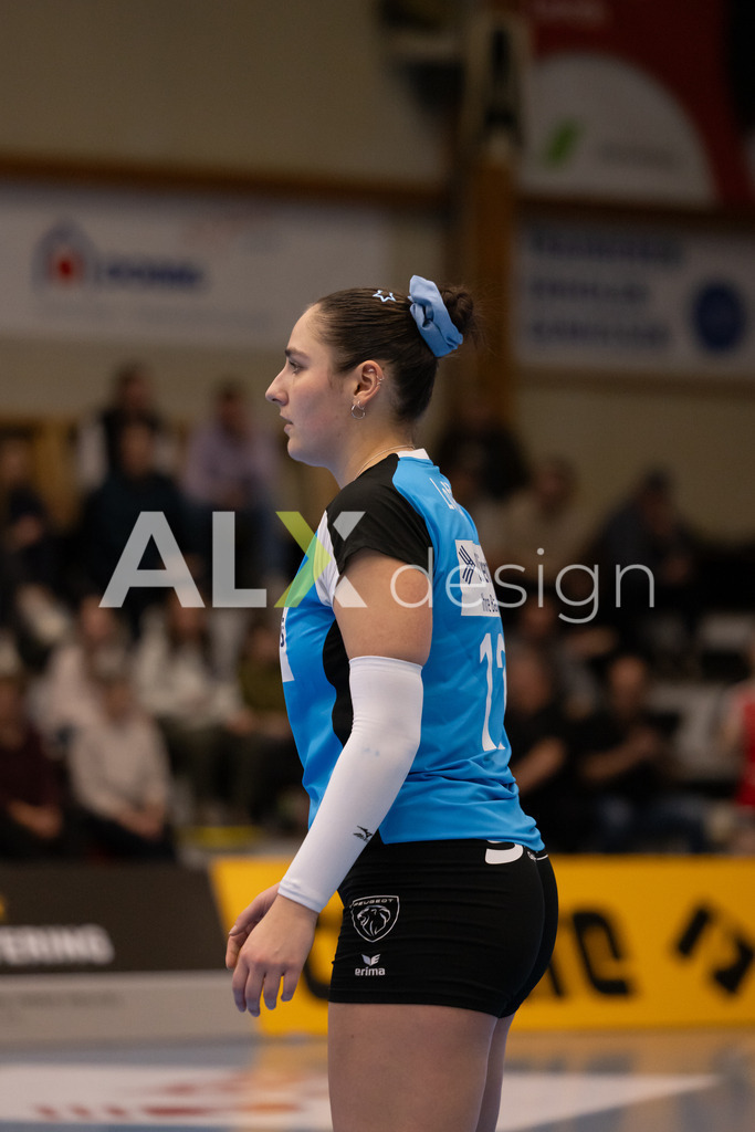Volleyball I Frauen I Saison 2025-2026 I Volleyball NLA | Women I 1/4 Finals I VC Kanti Schaffhausen - BIWI Volleyball Franches-Montagnes I 21.02.2026 | 12 Isabella Loffreda (CH) (VC Kanti Schaffhausen) – Libera - Realisiert mit Pictrs.com