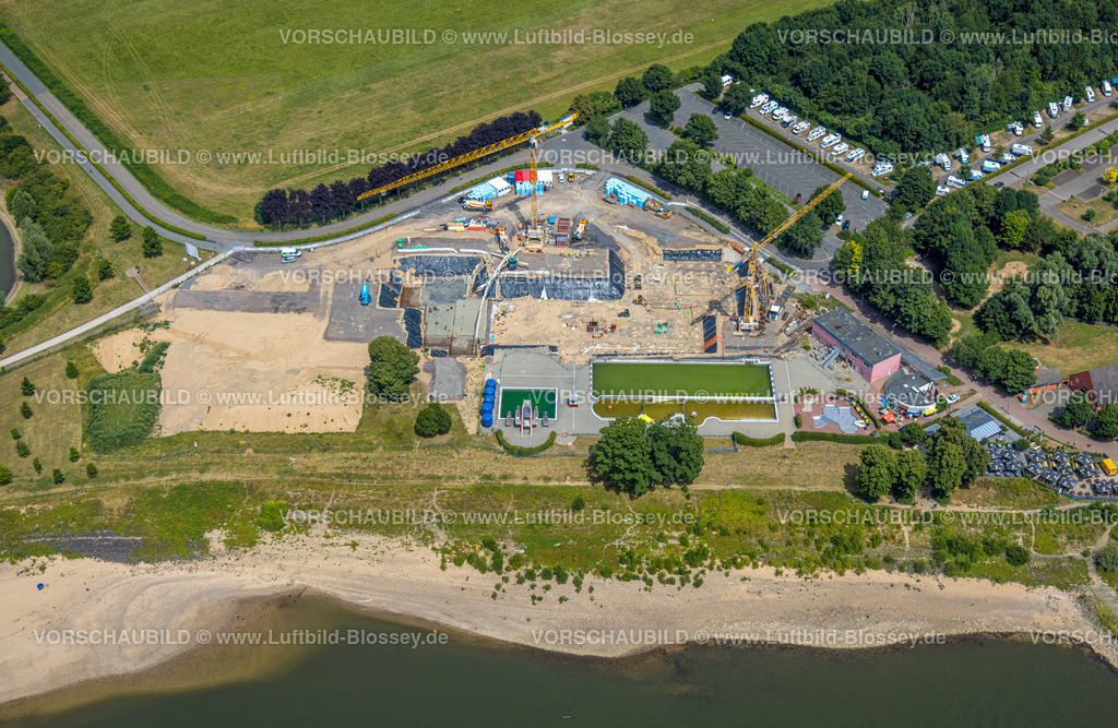 Wesel220703463 | Luftbild, Baustelle und Neubau Rheinbad, Rheinterrassen und Rheinpromenade, Wesel, Niederrhein, Nordrhein-Westfalen, Deutschland