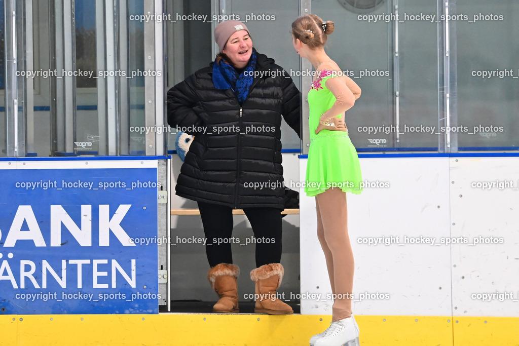 Ossiachersee Pirouette ESC Steindorf 31.3.2024 | Ossiachersee Pirouette ESC Steindorf 31.3.2024, Ossiachersee Pirouette ESC Steindorf am 31.03.2024 in Steindorf (Ossiachersee Halle), Austria, (Photo by Bernd Stefan)