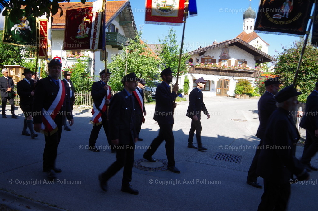 IMGP5210 | fotografiert von Axel PollmannLeonhardi Wallfahrt Benediktbeuern und Murnau, Fronleichnam, Fasching, Landschaft im Loisachtal und Benediktbeuern  - Realisiert mit Pictrs.com