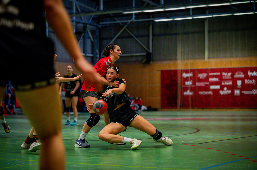 2024-09-28-ssv-st.pölten-U18-184 | "Fussifoto.com – Ihr Ansprechpartner für hochwertige Fotografie! Entdecken Sie kreative Bilder und professionelle Dienstleistungen. Kontaktieren Sie uns für Ihre Projekte!"