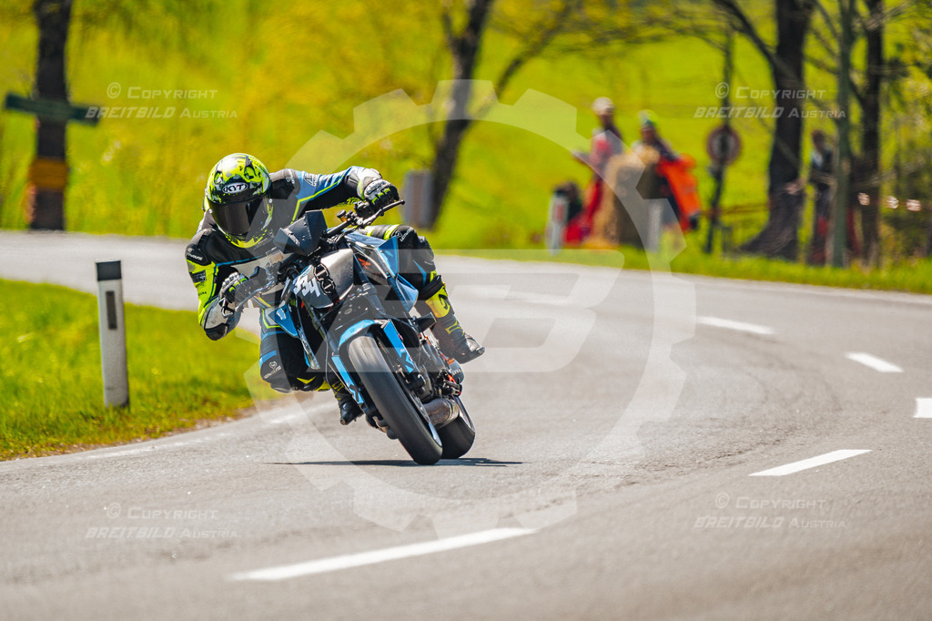 0974 - Bergrennen Landshaag2026 | BREITBILD Austria Webshop

Finde Fotos von: Breitbild, Breitbild Austria, Landshaag, Europeanbikers, KTM, BMW, Bergrennen, Bikeporn, Carporn, Bikes, Cars, Fotografie, Oberösterreich, Österreich, Berufsfotograf, Motorradteile Ganster, Julbach, Pannoniari - Realisiert mit Pictrs.com