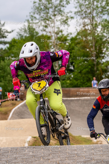 BayBMX2026-06537 | Fotogalerie von Thomas Dettweiler mit Eventbildern und lizenzfreien Fotos. Perfekt als Wandbild, für Büro, Website oder private Nutzung. - Realisiert mit Pictrs.com