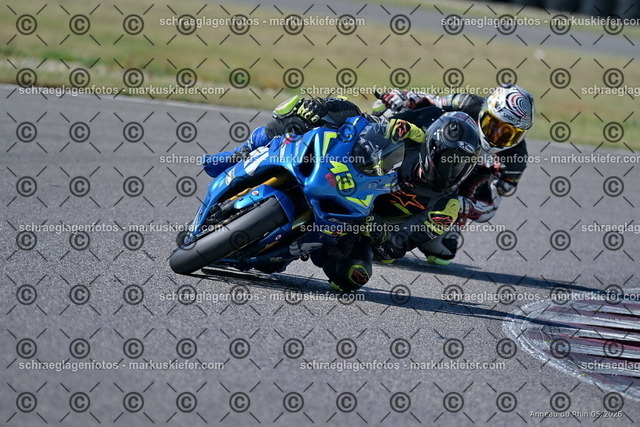 26BT02-0358 | markuskiefer.com - Realisiert mit Pictrs.com
