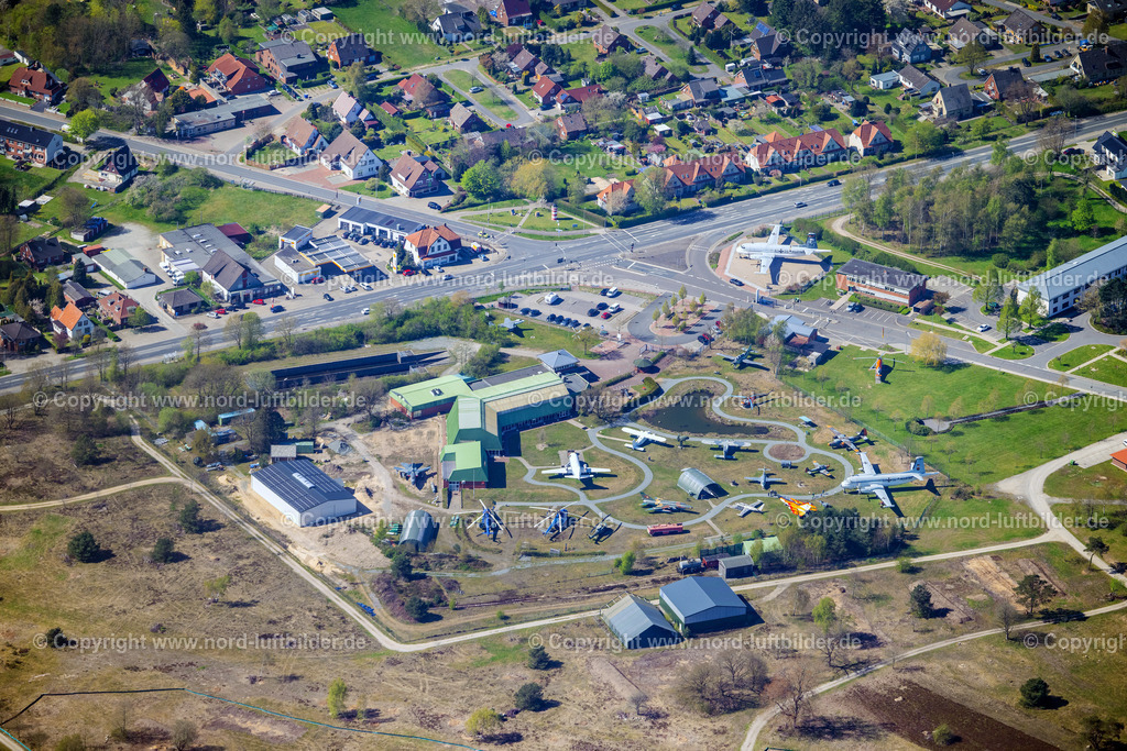 Cuxhaven_Aeronauticum_Deutsches_Luftschiff_und_Marinefliegermuseum_Nordholz_E.V._ELS_9442300523 | WURSTER NORDSEEKüSTE 30.04.2023 Museum- und Ausstellungs- Gebäude- Ensemble " AERONAUTICUM - Deutsches Luftschiff- und Marinefliegermuseum Nordholz e.V. " in Wurster Nordseeküste im Bundesland Niedersachsen, Deutschland. // Museum building ensemble " AERONAUTICUM - Deutsches Luftschiff- and Marinefliegermuseum Nordholz e.V. " in Wurster Nordseekueste in the state Lower Saxony, Germany. Foto: Martin Elsen